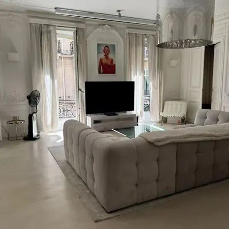 De 220 M2 à 50 M Des Champs-elysees Appartamento Parigi