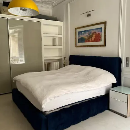 De 220 M2 à 50 M Des Champs-elysees Appartamento Parigi