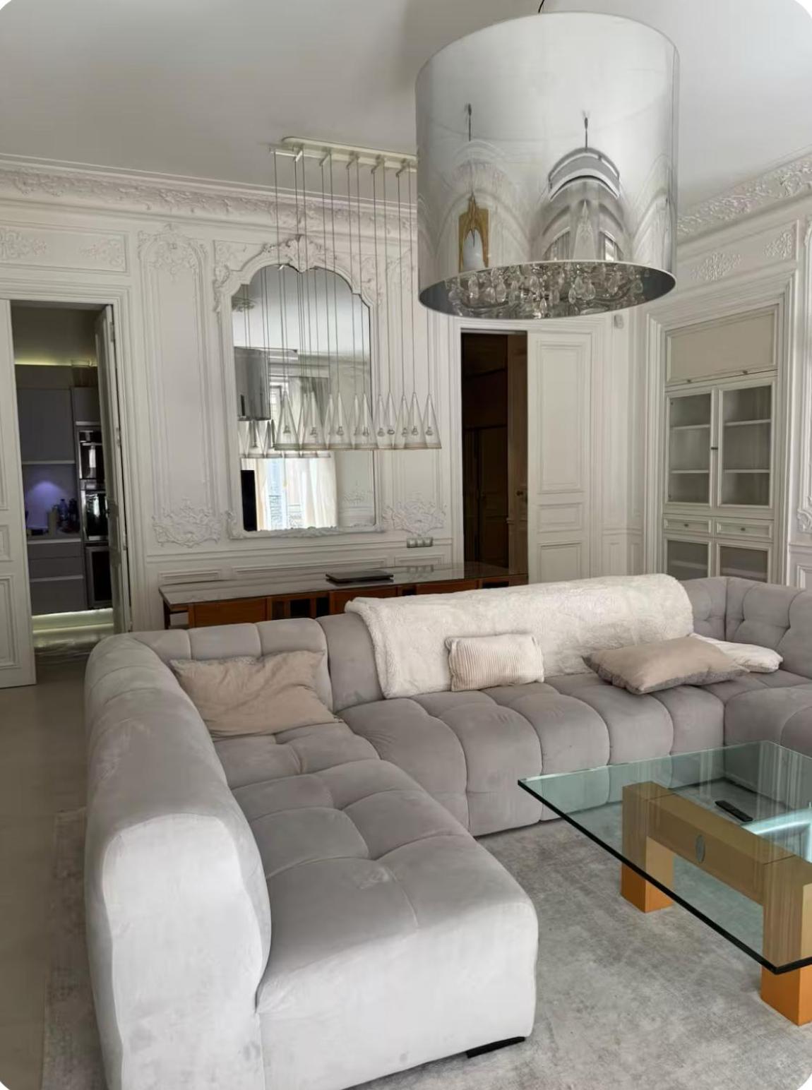 Appartamento De 220 M2 à 50 M Des Champs-elysees Parigi
