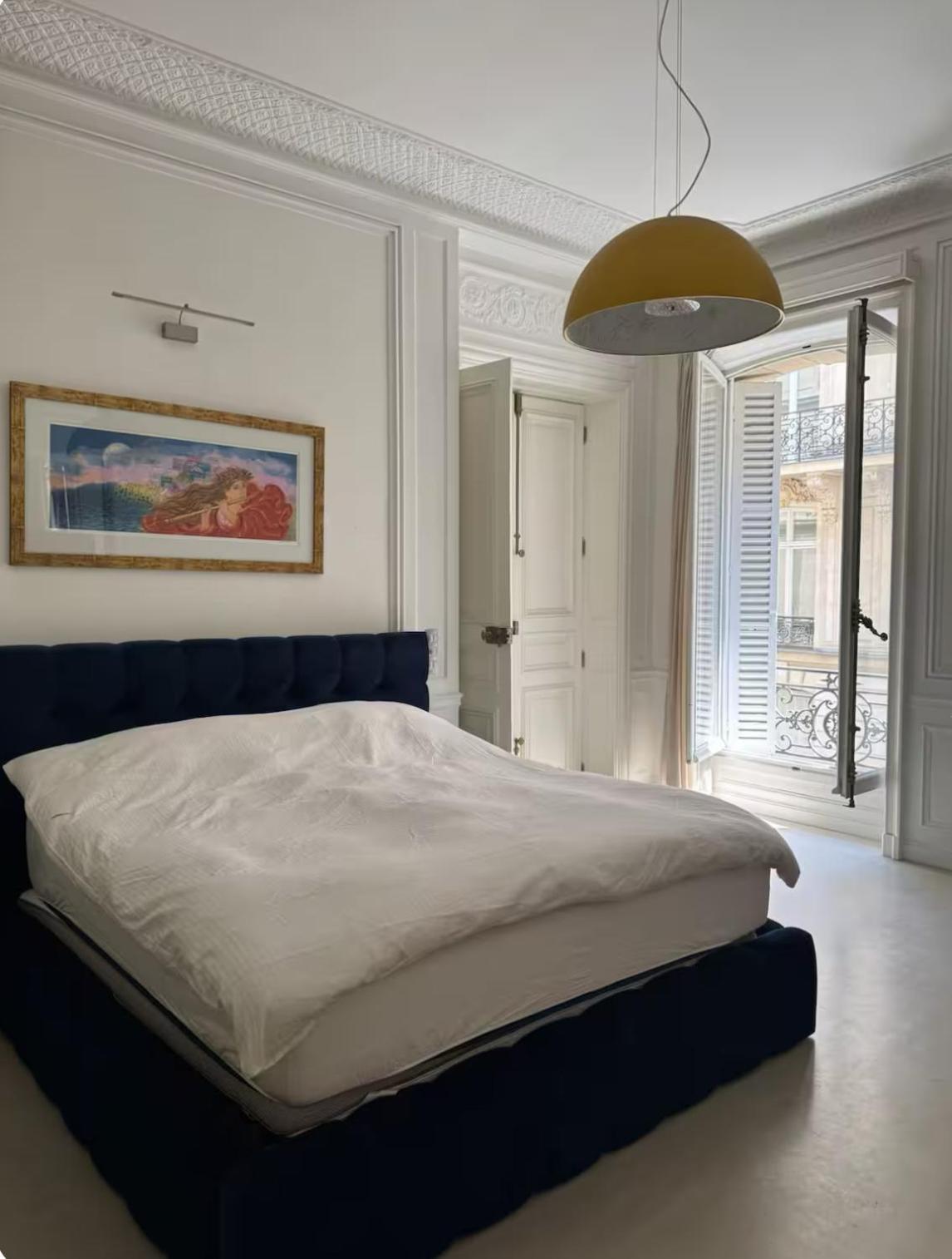 De 220 M2 à 50 M Des Champs-elysees Appartamento *